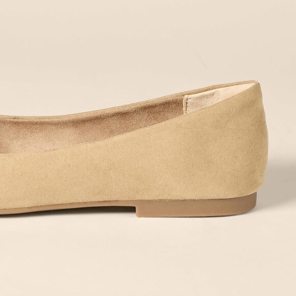Women's Pointed-Toe Ballet Flat - Picture 4 of 5